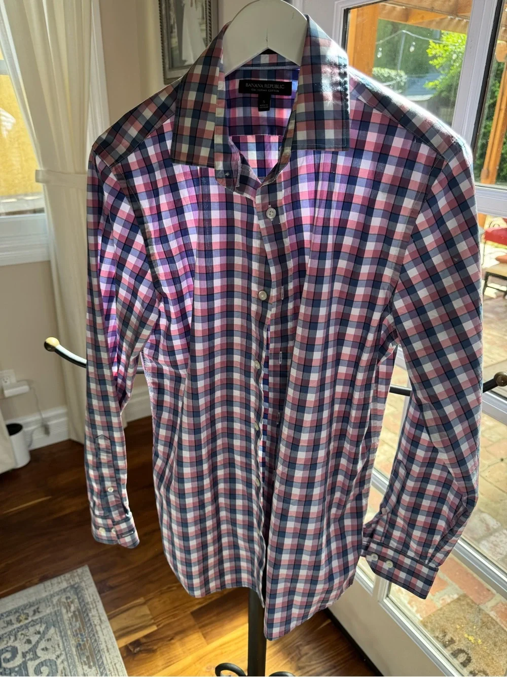 Banana Republic Men’s Pink, Blue & White Check Button-Down Shirt Size Small